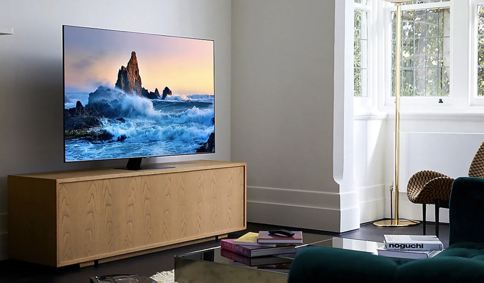 Samsung Q80T is an example of a truly slim 2021 TV
