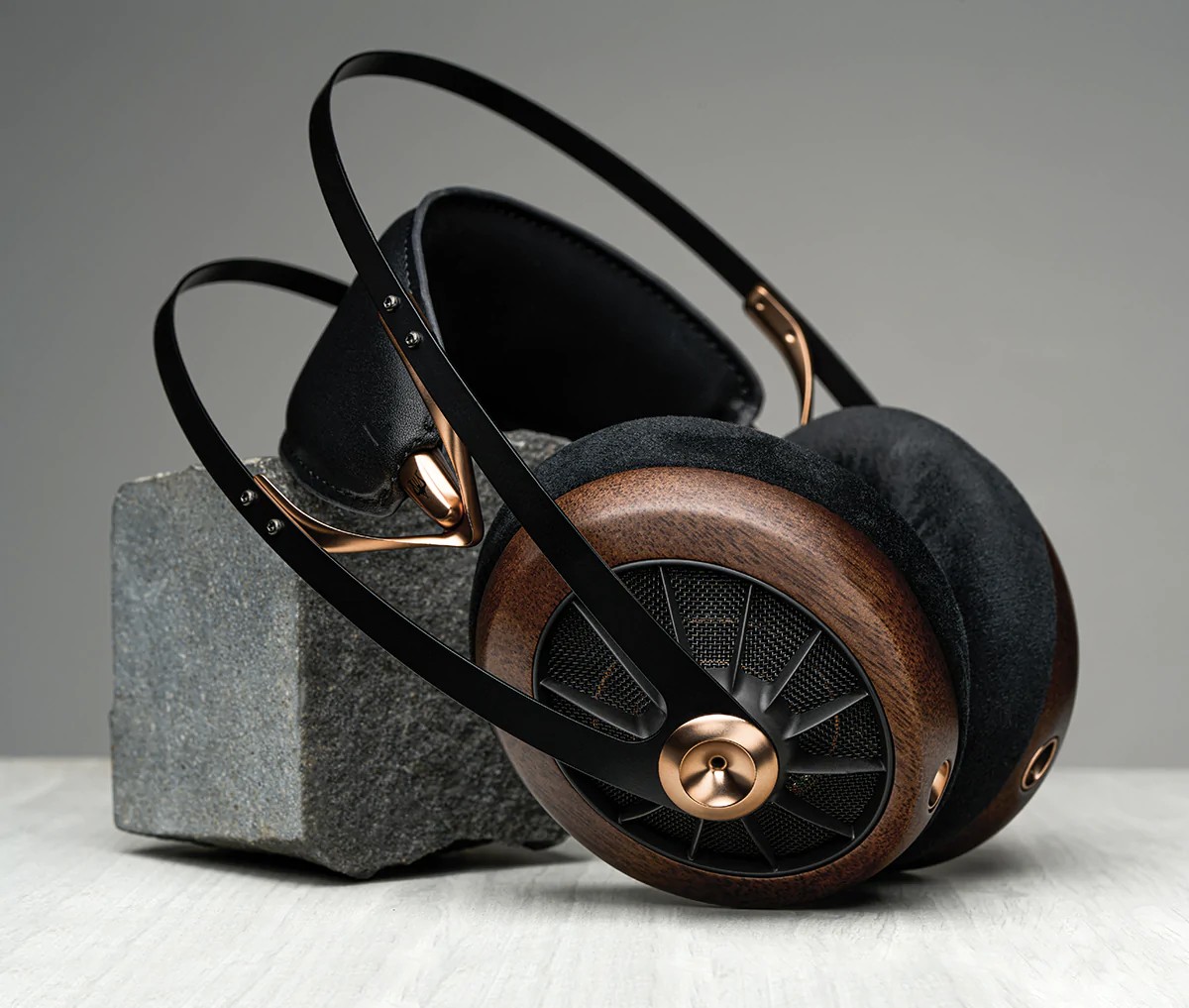 Meze 109 Pro