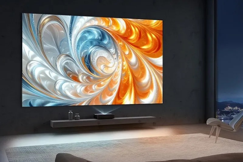 The new TV is suitable not only for enjoying movies, TV series and sports broadcasts in high quality.